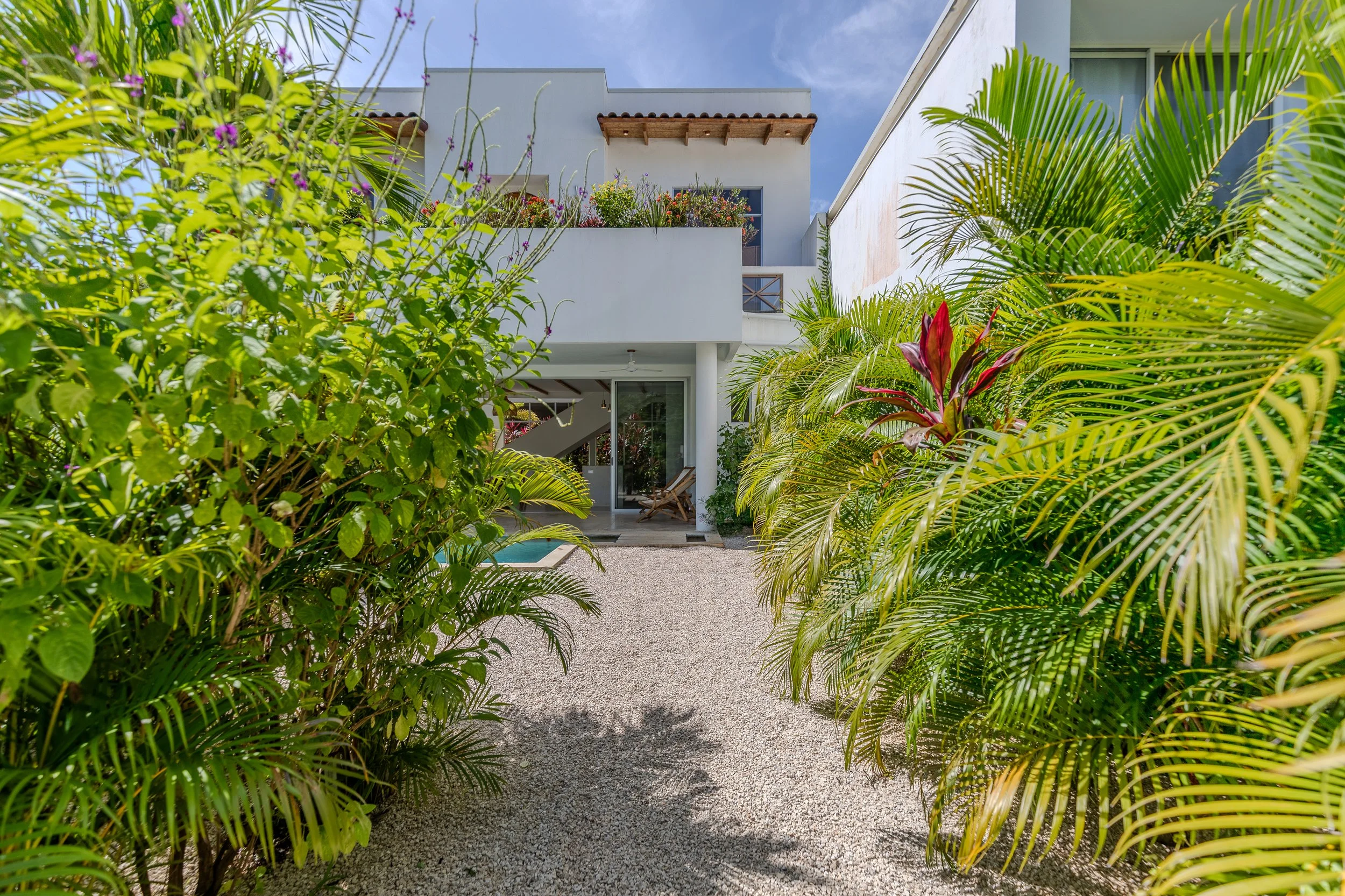 HOW TO CHOOSE A RENTAL LOCATION IN NOSARA