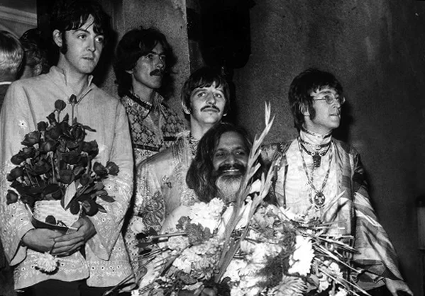maharishi and the beatles.jpg