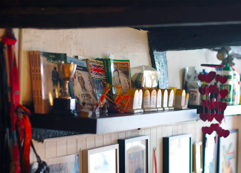 The Hub interior shelf.png
