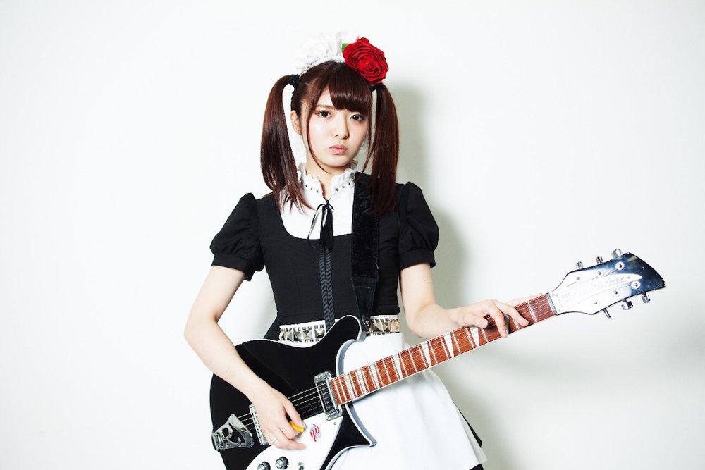 ブログ Band Maidの小鳩ミクさんがanodized Brown Distortionを使用中です Lep International ブログ Band Maidの小鳩ミクさんがanodized Brown Distortionを使用中です Lep International