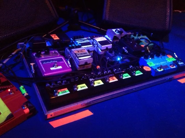 ブログ Fuzzycontrolのjuonさんのエフェクターボードです Lep International