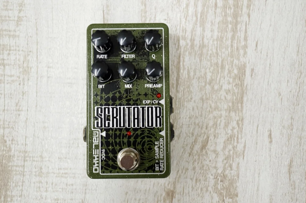 ブログ コンパクトで強烈な効果 ビットクラッシャーペダル Malekko Heavy Industry Scrutator Lep International