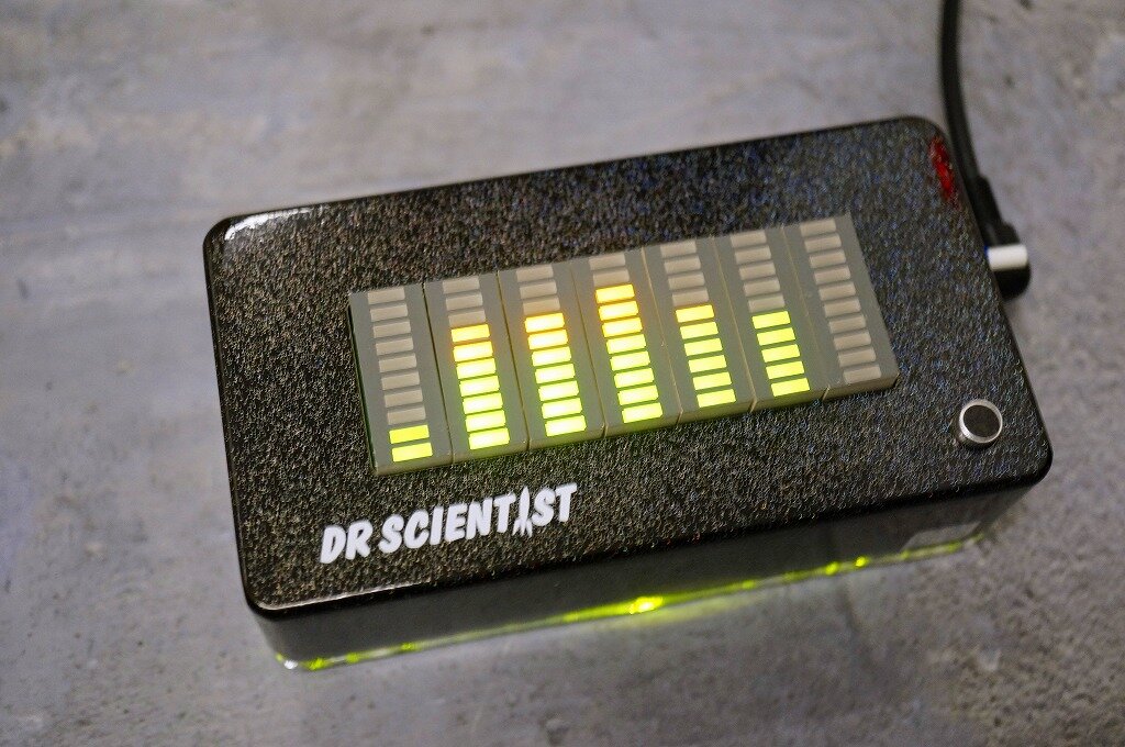 ブログ ただレベルを表示するだけのレベルメーター なのに気持ちがアガるdr Scientist Spectrum Analyzer Lep International