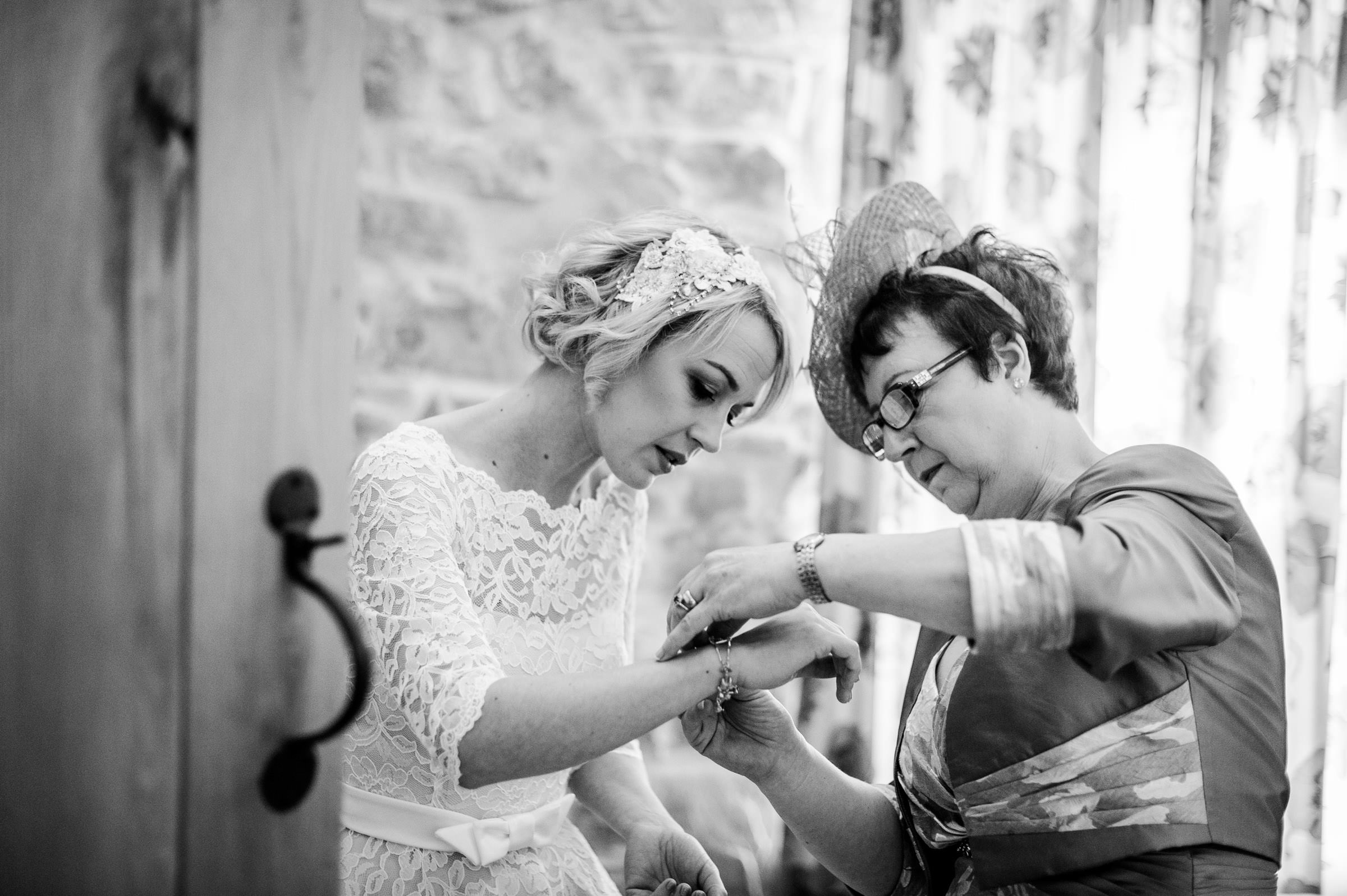 Reportage Wedding Photography South Wales 021.jpg