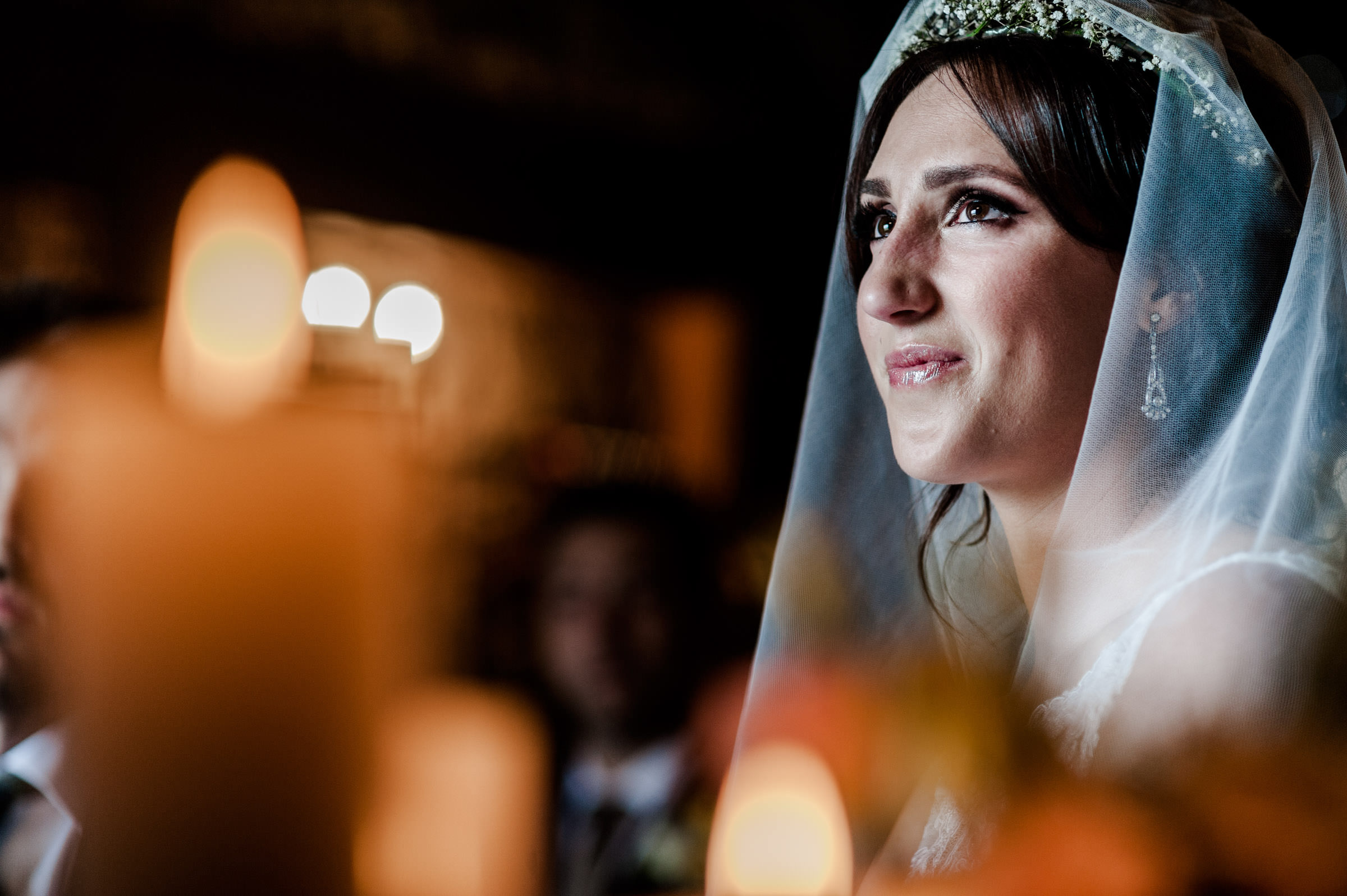 Notley Tythe Barn Reportage Wedding Photos 014.jpg