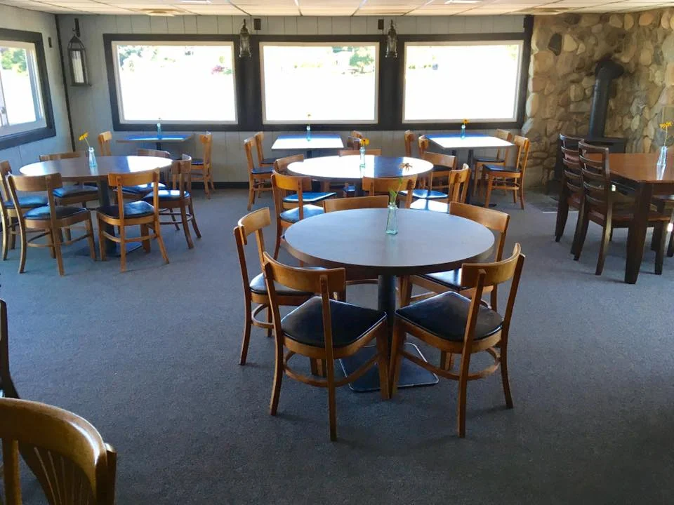 bayfront dining room.jpg