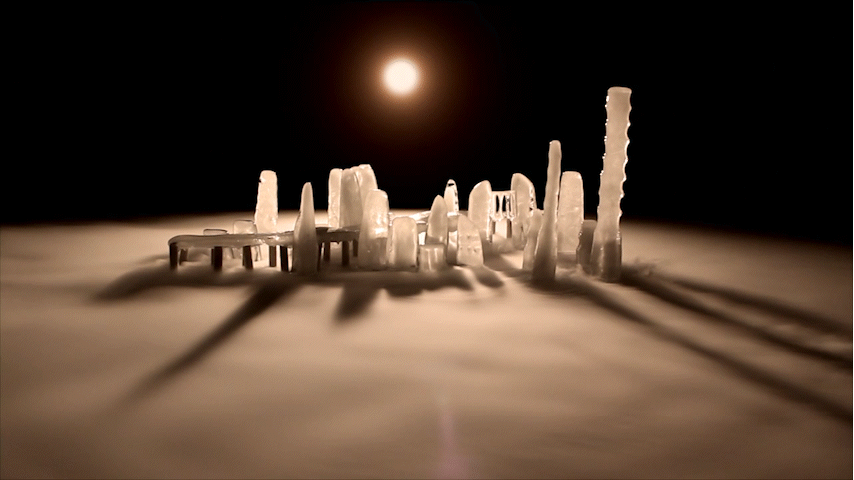 houses_-__reds__(official_music_video)_v1_1.gif