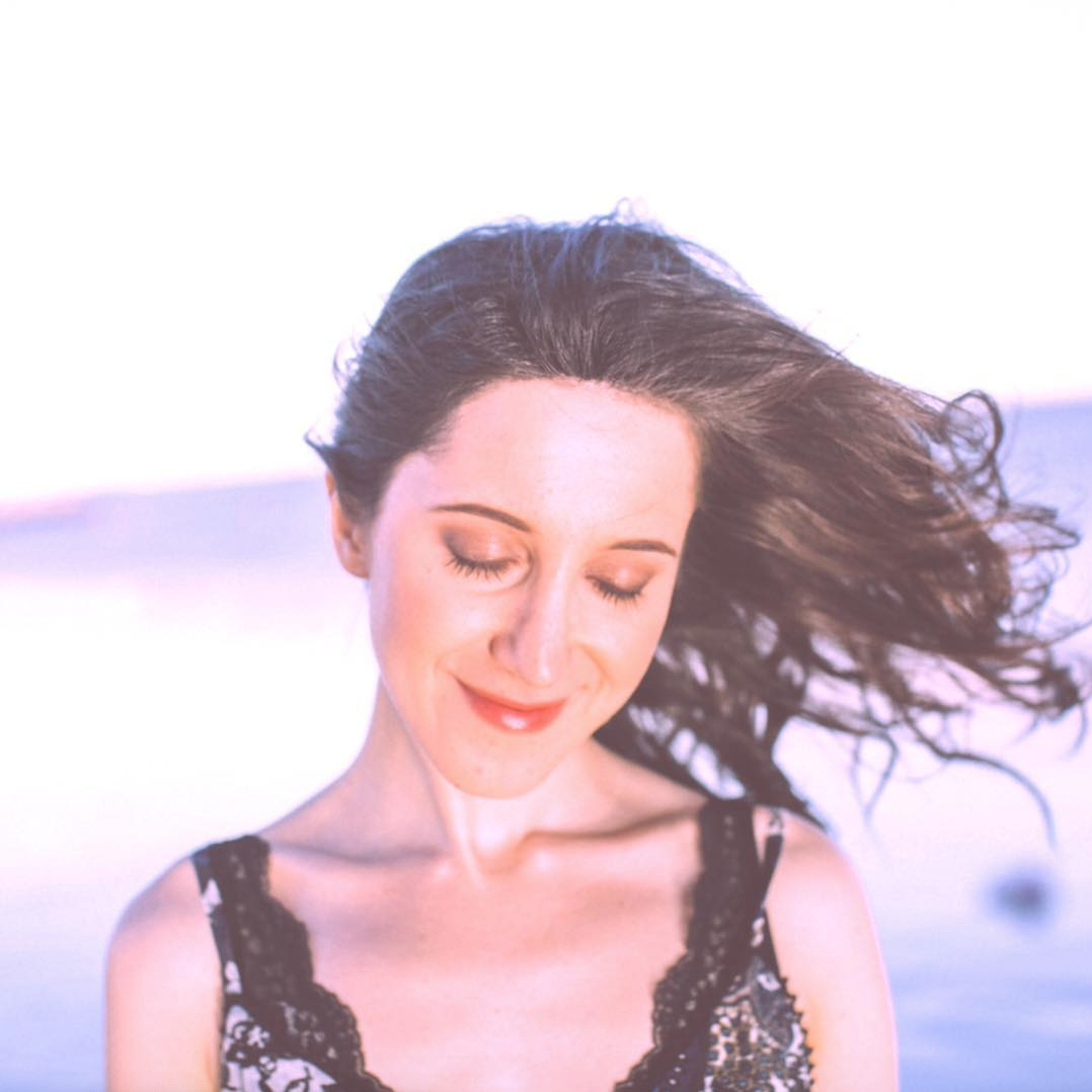 Sirma - "Coming Undone"