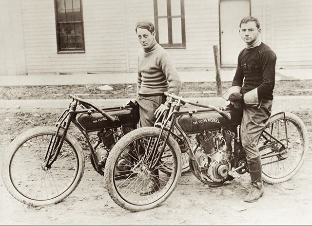 One of my favorite pics of the Flying Merkel racing team- Cleo Pineau (right) and Maldwyn Jones. 
Let&rsquo;s focus on Cleo today- Cleo was a prolific racer for Merkel and Indian before the war. Then was a fighter pilot in WWI where he shot down nume