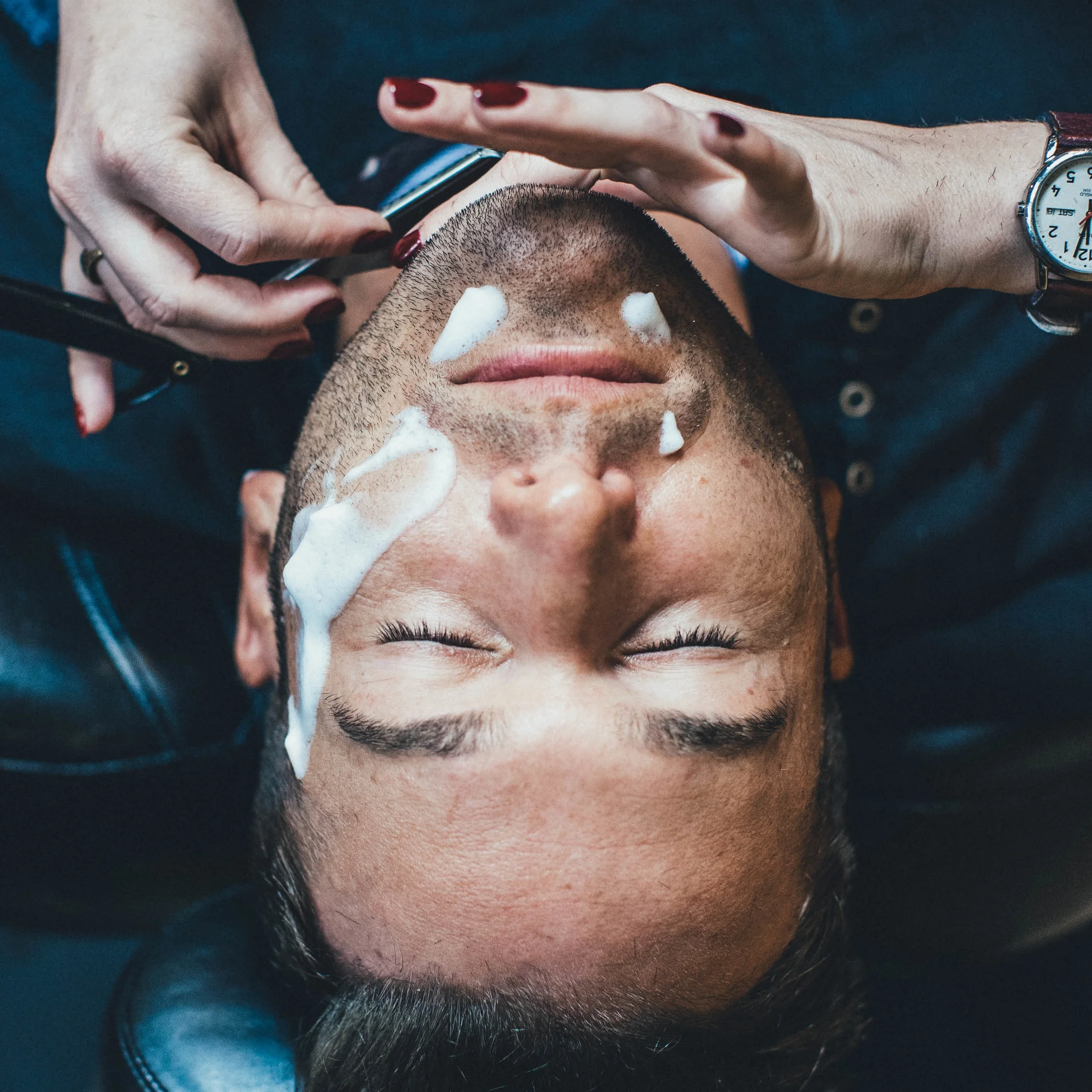 straight razor shave at the qg barbershop