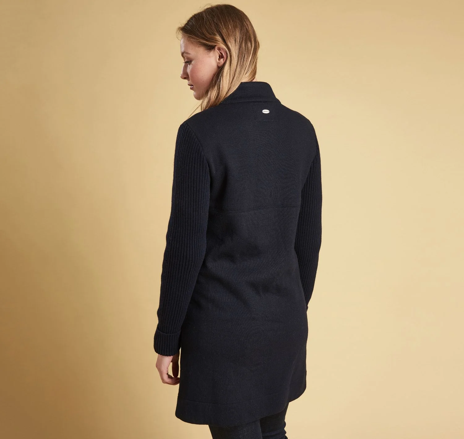 LKN0862NY91_aw18_back_model_6.jpg