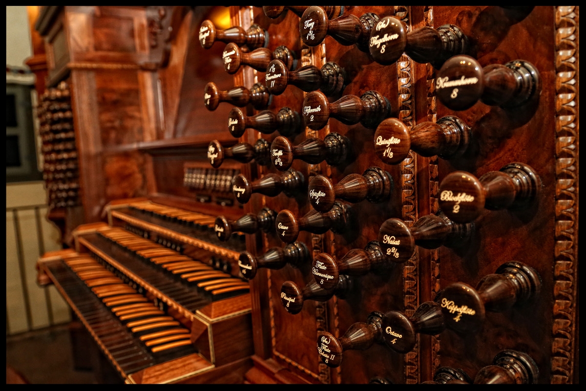Walker Organ - Keyboard and Stop - Serra Chapel