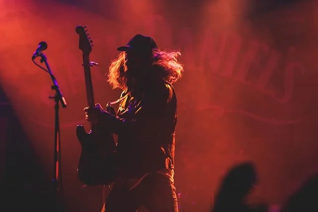 Tomorrow night we rock @thehorseshoetavern in TORONTO for @sunkofficial  album release show🤙🤙we HIT the stage at 9:30pm!! Followed by @goodkidband then @sunkofficial and @guidestones 
COMEE ROCK OUT🤘

#toronto #rock #huttch #livemusic #horseshoeta