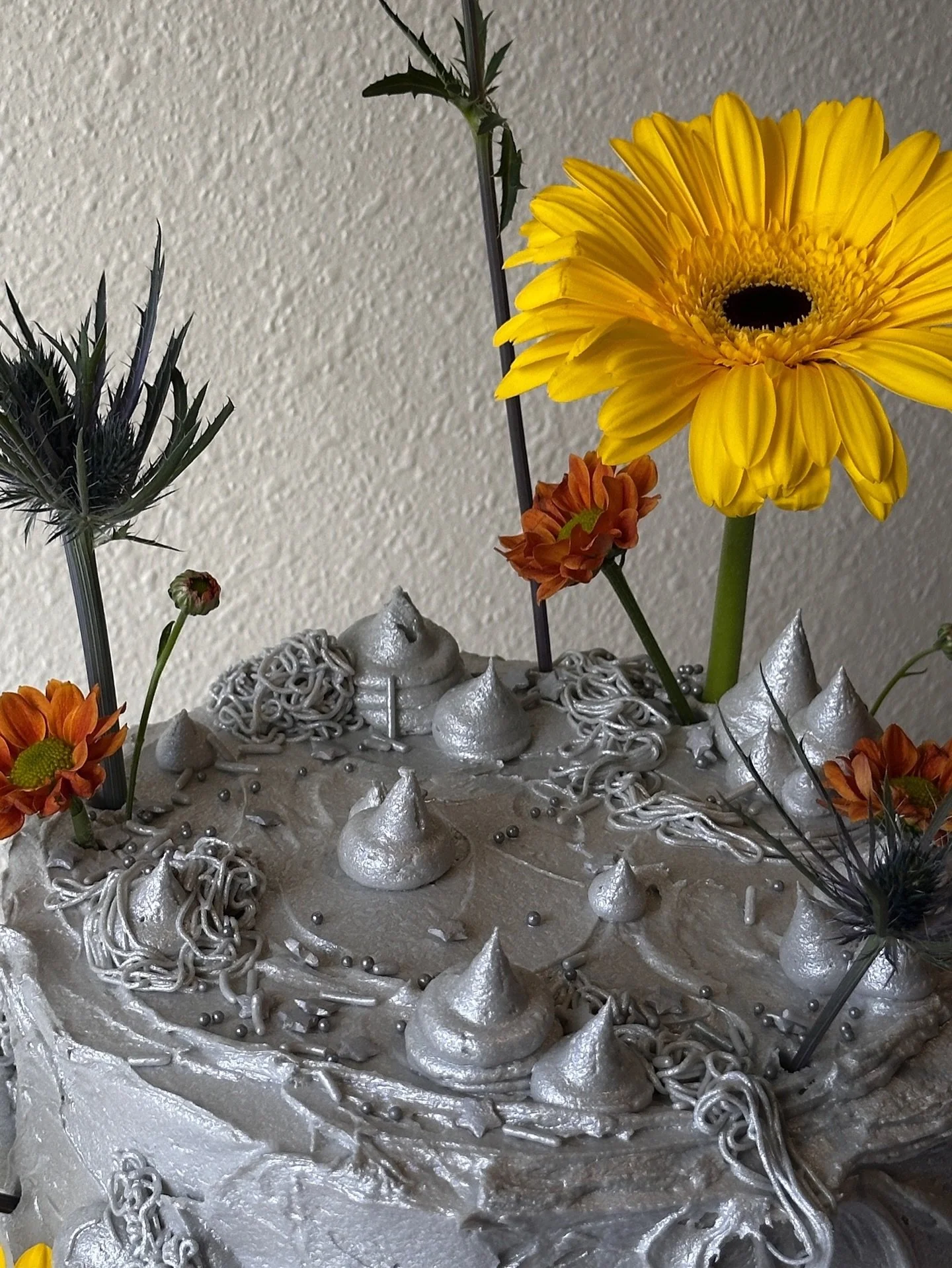 have been seeing so many silver cakes lately &amp; was reminded of the one i made for @rotttengirl for her bday back in october !!! i had the most fun making this &amp; stretching my creativity &amp; technique. would love to make more fun and whimsic