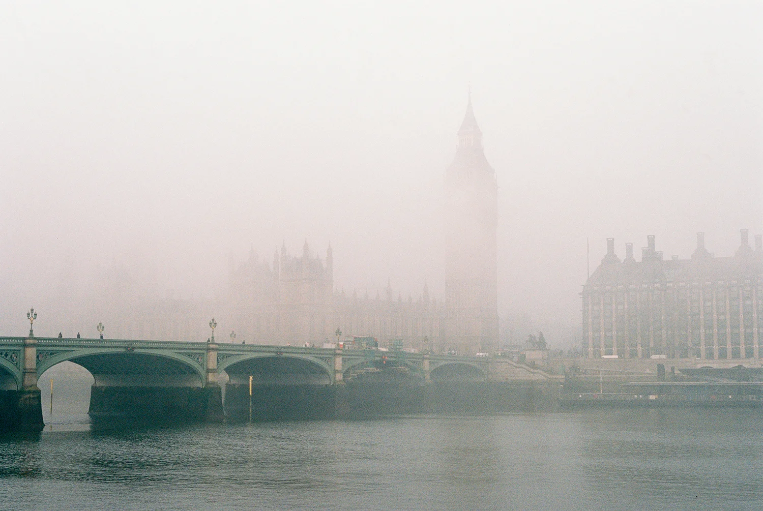Dmitry Serostanov. Portrait and editorial photographer in London.