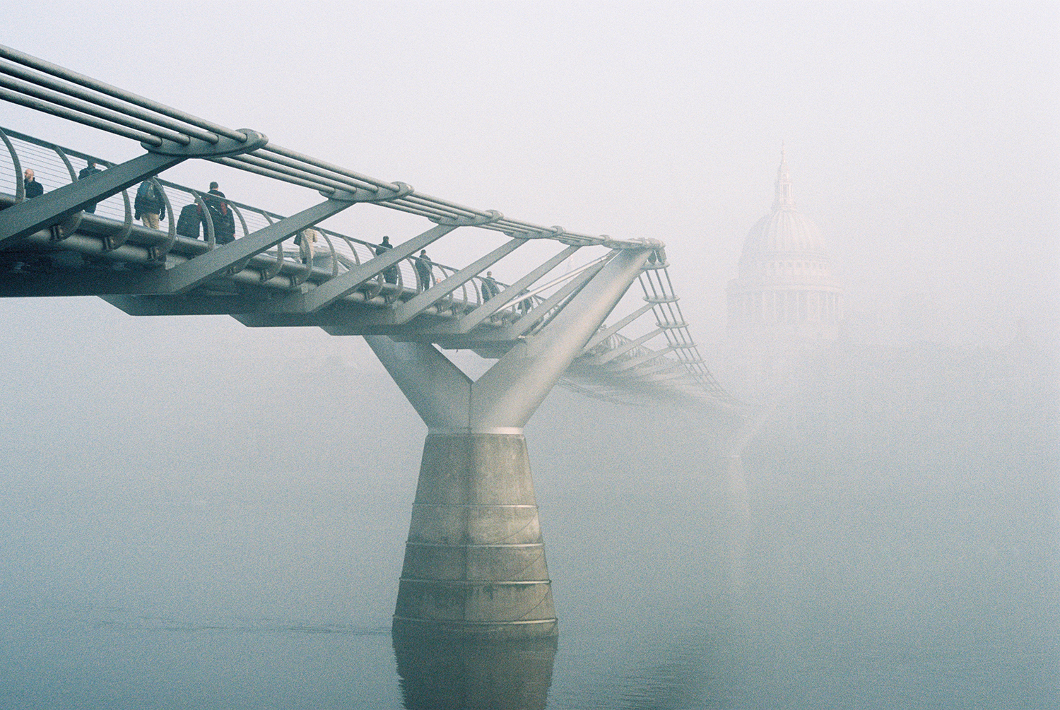 Dmitry Serostanov. Portrait and editorial photographer in London.