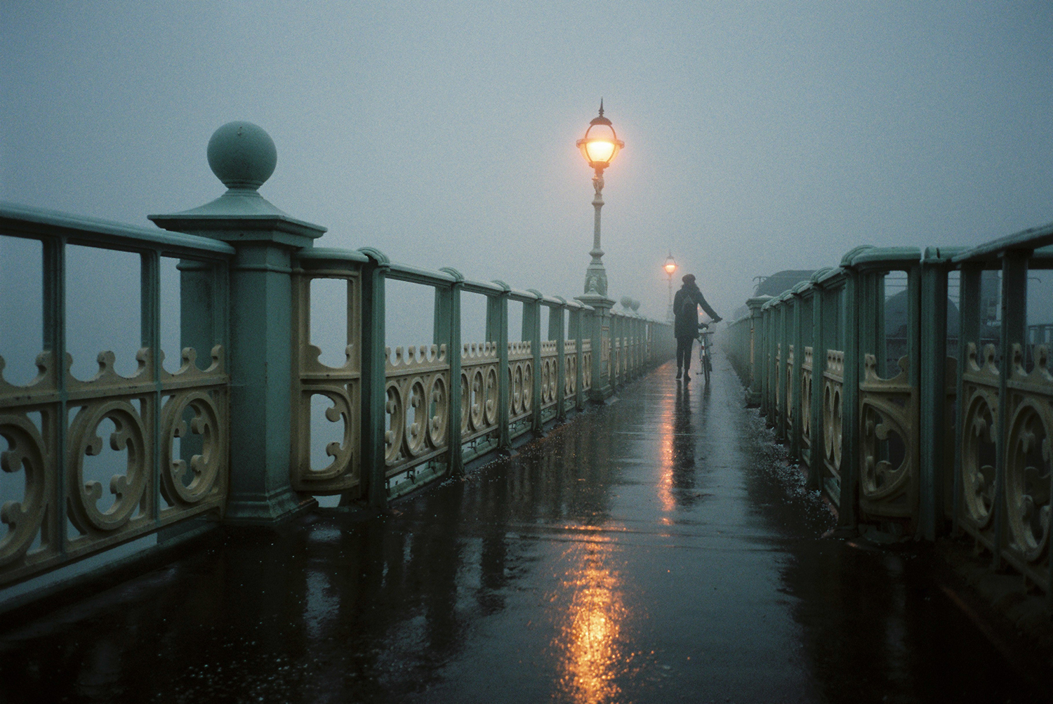  London's Richmond photographed on foggy morning. Taken with a Olympus MjuII camera and Fuji 400H film. By Dmitry Serostanov. 