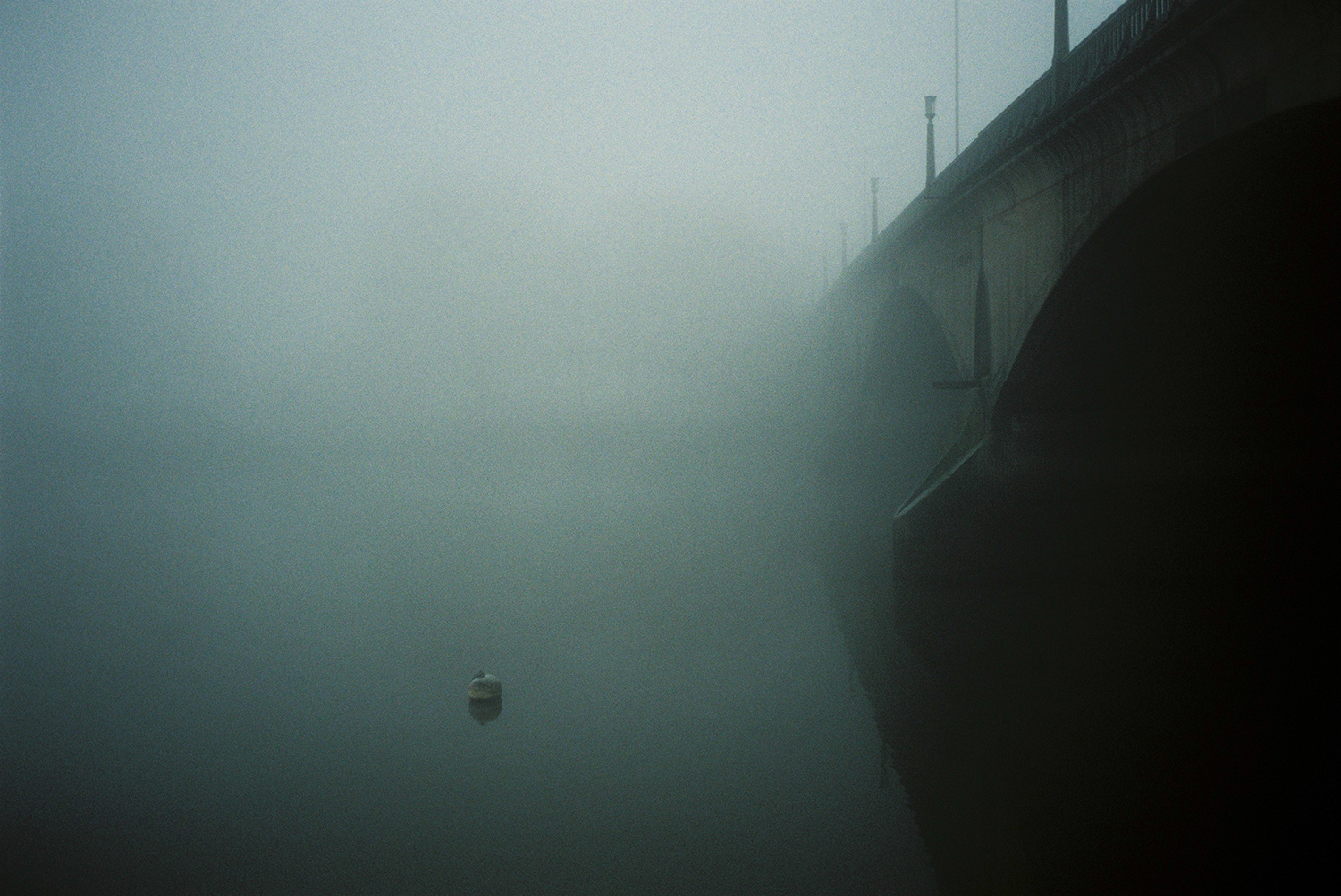 London's Richmond photographed on foggy morning. Taken with a Olympus MjuII camera and Fuji 400H film. By Dmitry Serostanov.
