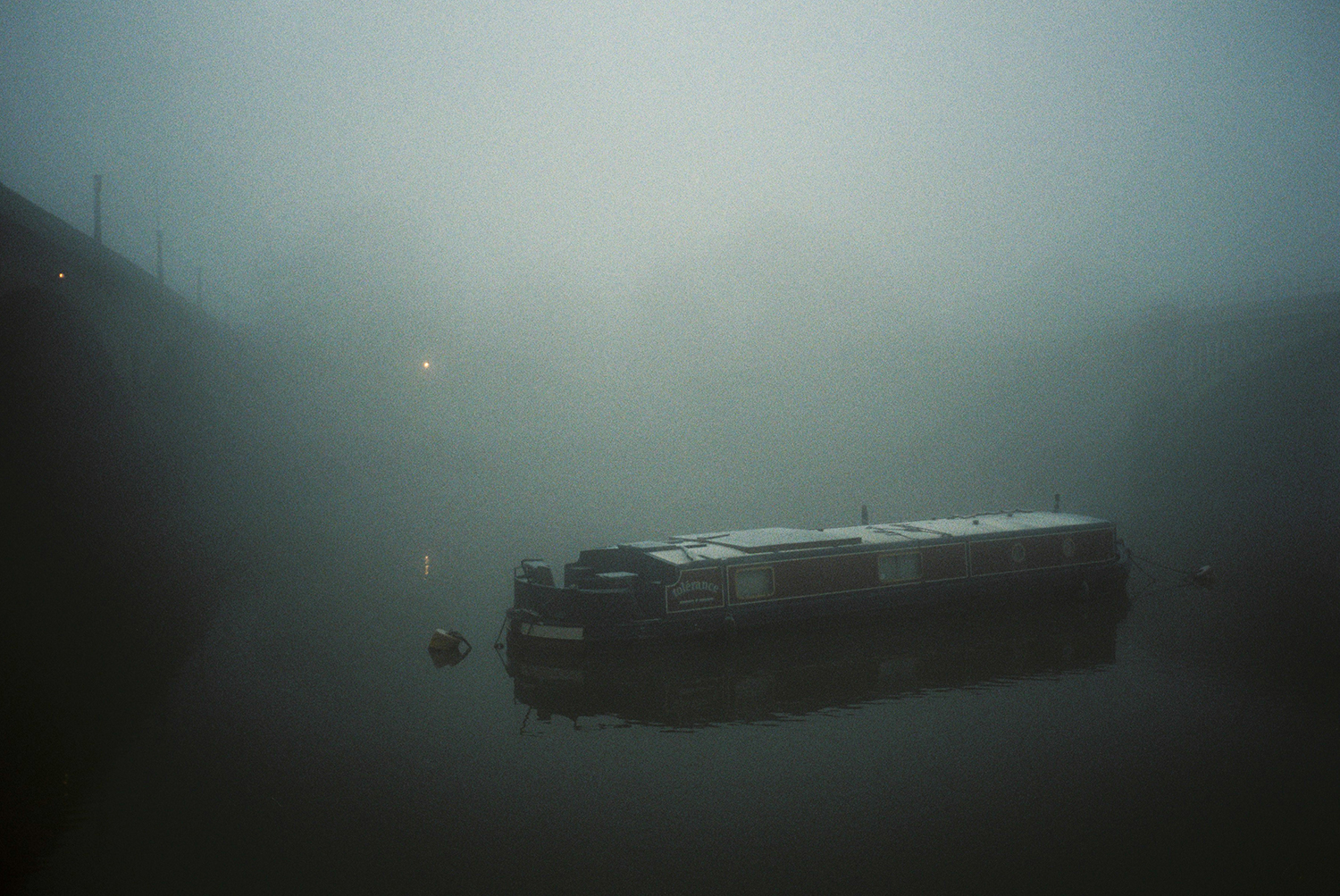 Foggy morning in London's Richmond shot on Fuji 400H 35mm film through Olympus Mju II camera. By Dmitry Serostanov
