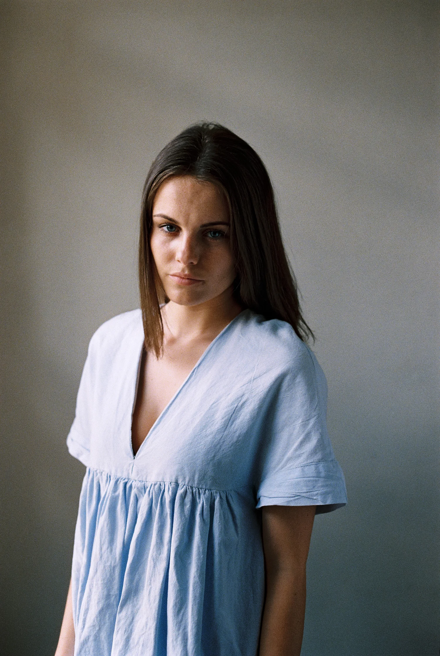 Model test session shot on Kodak Portra 400 film. By Dmitry Serostanov