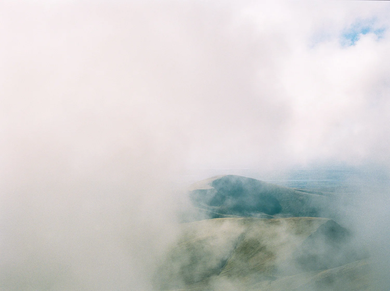 Snowdon summit shot on Kodak film. By Dmitry Serostanov