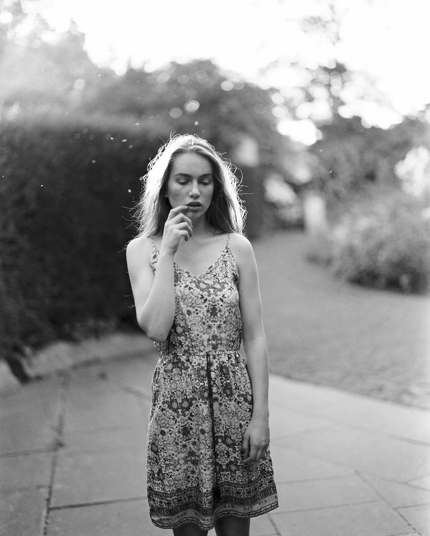Shoot in Regents Park London by Dmitry Serostanov