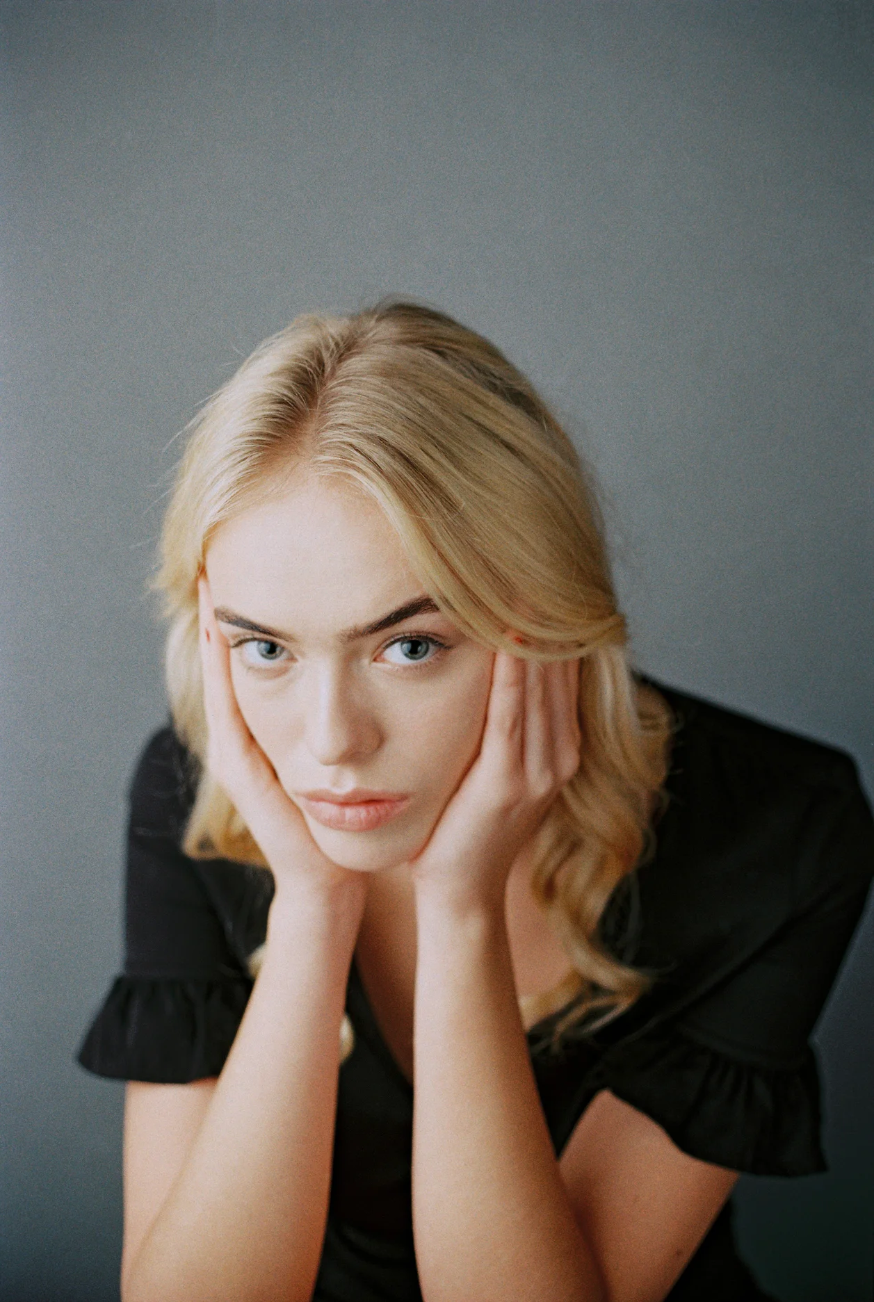 Portraits by Dmitry Serostanov in London