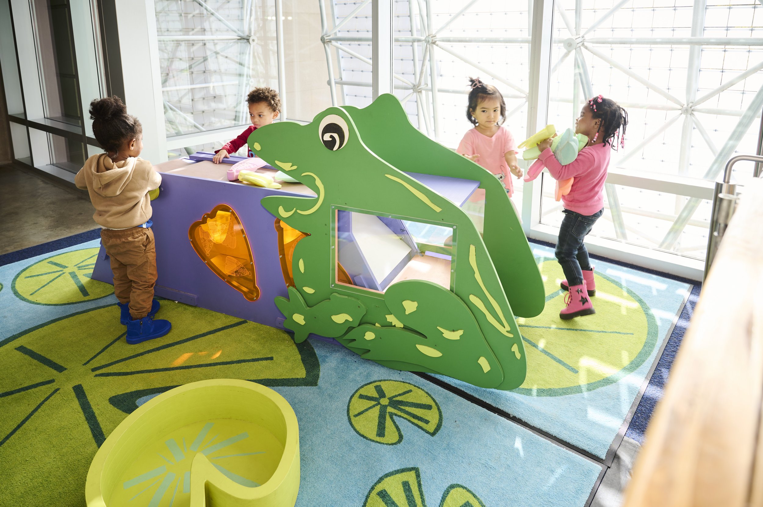251105_ChildrensMuseum_KJH_ToughArt_190.jpg