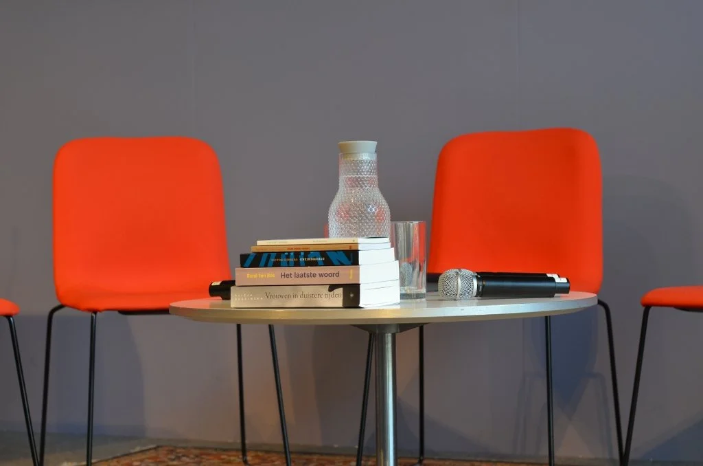 MaandvandeFilosofie_Socratesbeker_2026_uitreiking (7)_1024x678.JPG