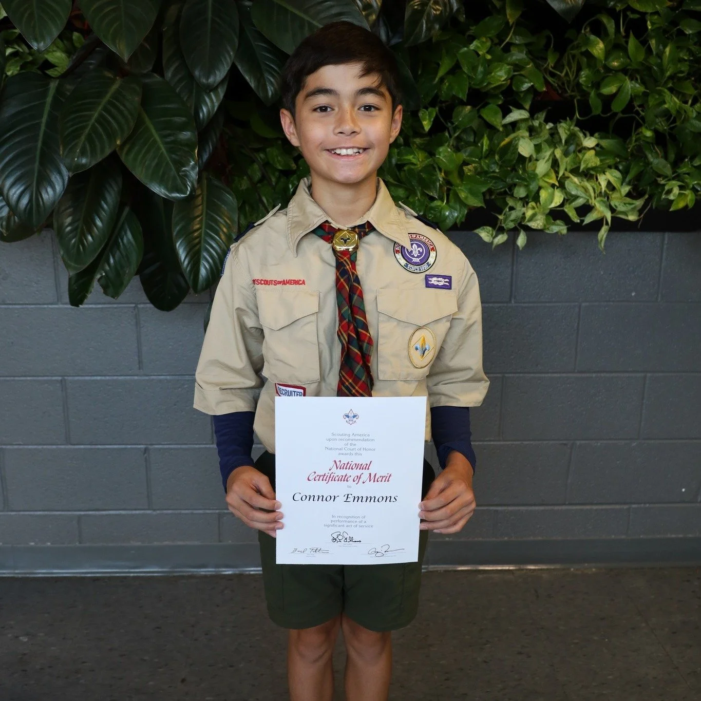 CONGRATULATIONS TO OUR VERY OWN CONNOR EMMONS (5th Grade) for being awarded the National Medal of Heroism from Scouting America, formerly known as Boy Scouts of America. This award is presented to those that exhibit heroism and skill in saving someon