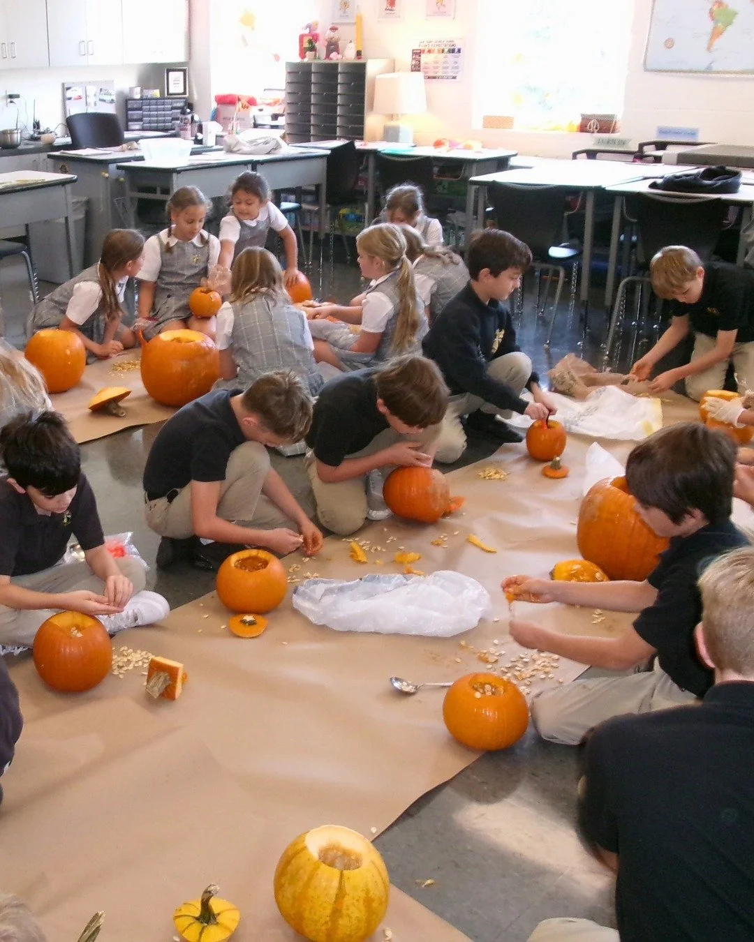 🎃 The Pumpkin Festivities continue! 

This week our third graders had so much fun exploring science through a hands-on pumpkin project! Using the scientific method, students formed a hypothesis about whether the size and weight of a pumpkin would af