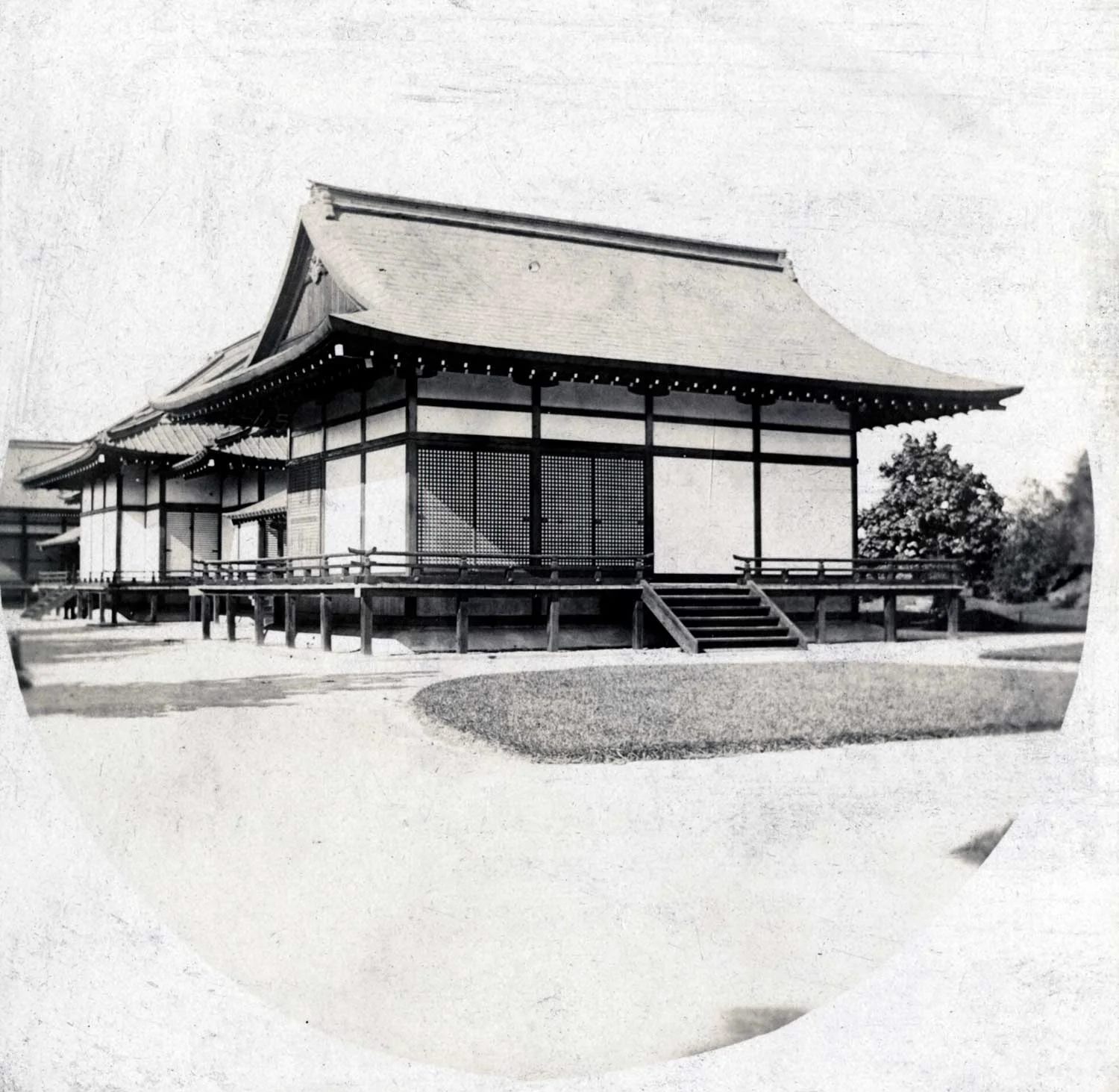 Jackson Park, Ho-o-den (Phoenix Hall), Series II, University of Chicago, Special Collections Research Center, apf2-04518, undated.