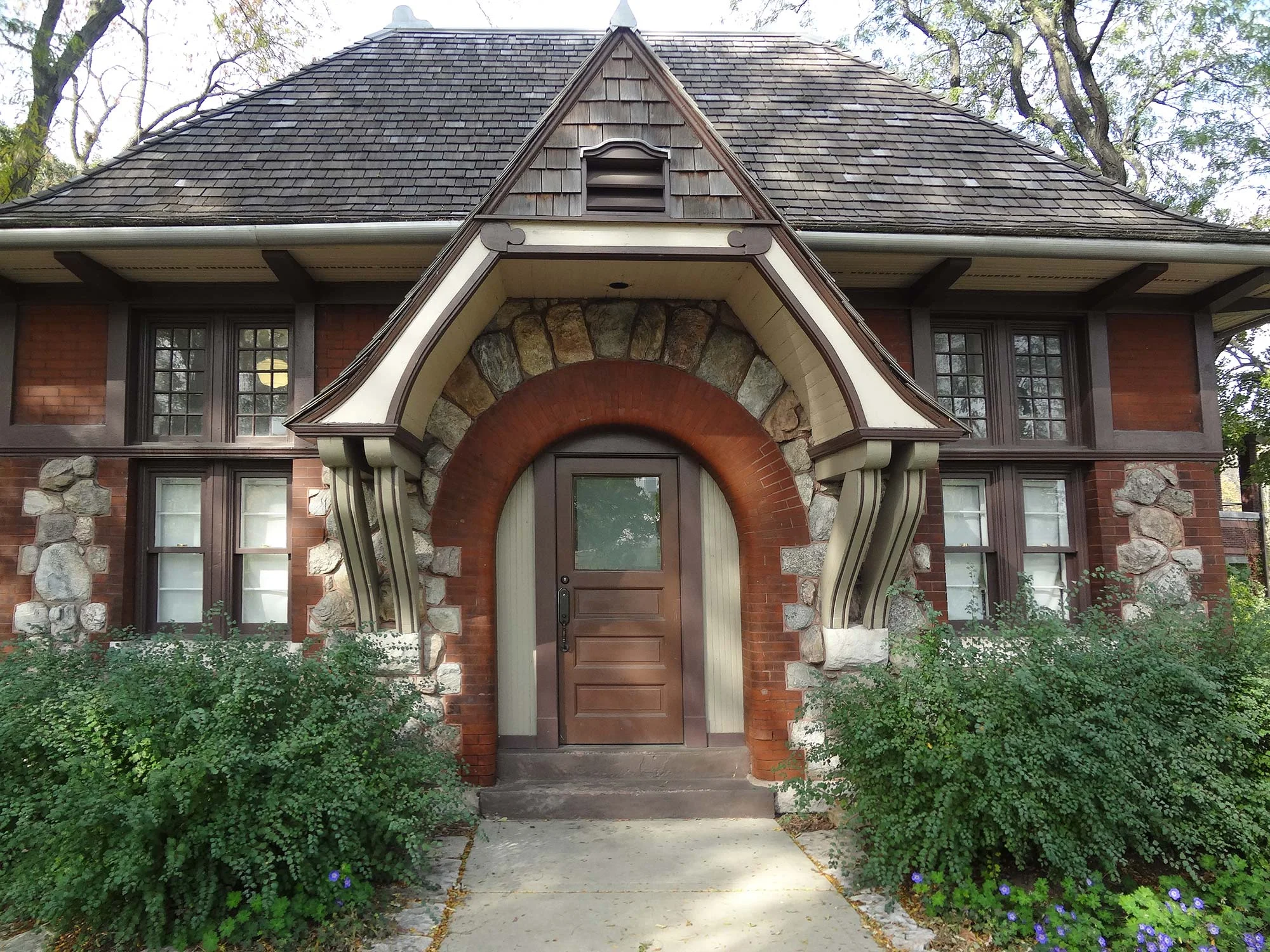 Architect Joseph Lyman Silsbee designed this elegant 1888 Lincoln Park building, nicknamed the Carlson Cottage, as a ladies comfort station.
