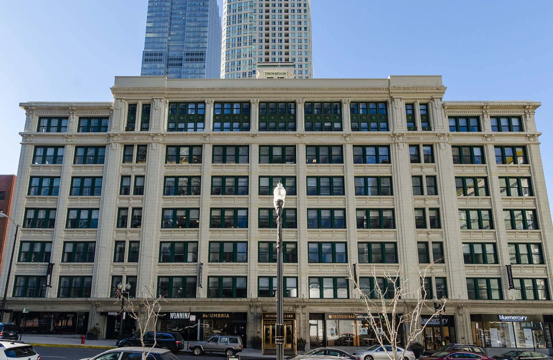 Alschuler’s 1912 Thompson Building, 350 N. Clark Street. Photo by Eric Allix Rogers.