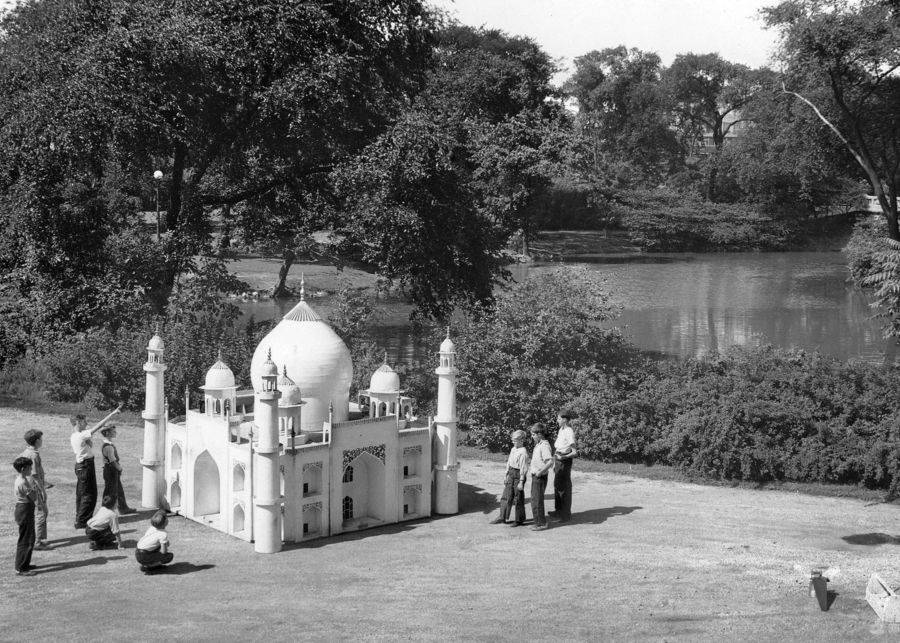 “Taj Mahal” Water Float in Garfield Park, ca. 1938. Chicago Park District Records: Photographs, Special Collections, Chicago Public Library. 