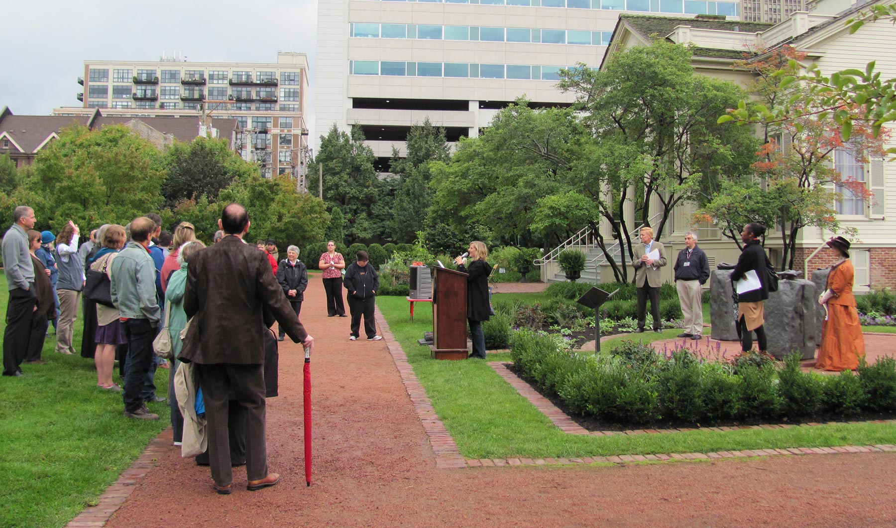 Chicago Women'S Park And Gardens: Explore Urban Oasis
