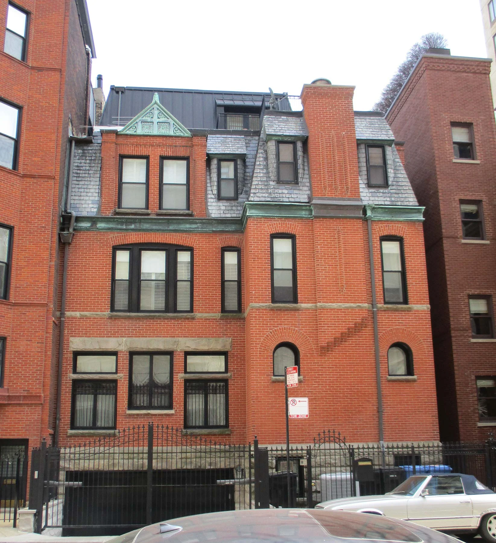 With red face brick and a mansard roof, even the rear façade of 1254 N. Lake Shore Drive is impressive. Photo by Julia Bachrach.