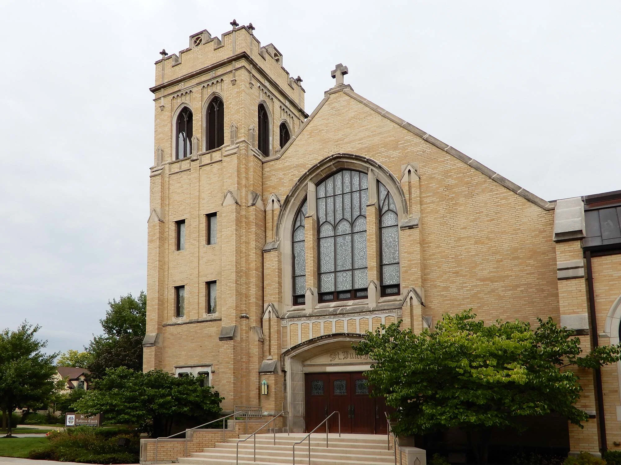 St. Luke’s Lutheran Church, Park Ridge, IL, designed by Elisabeth A. Martini. Photo by Julia Bachrach.