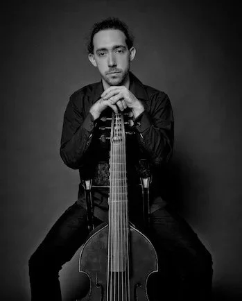 Andrew Arceci, violone