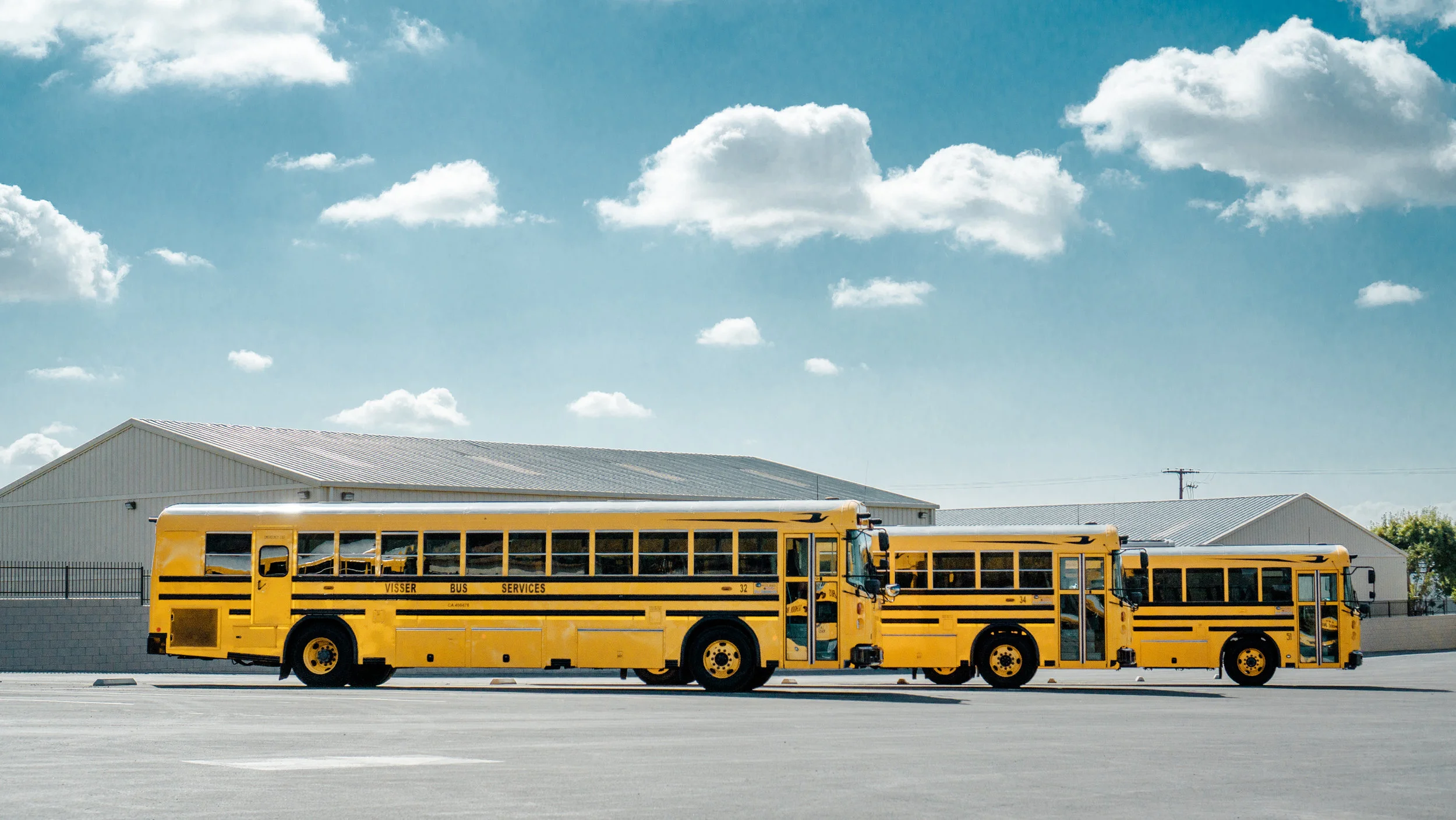 Visser Bus Services - roblox school bus