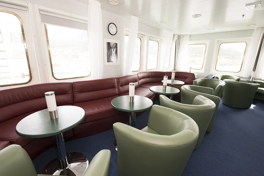 deck 6 Bar and Observation Lounge