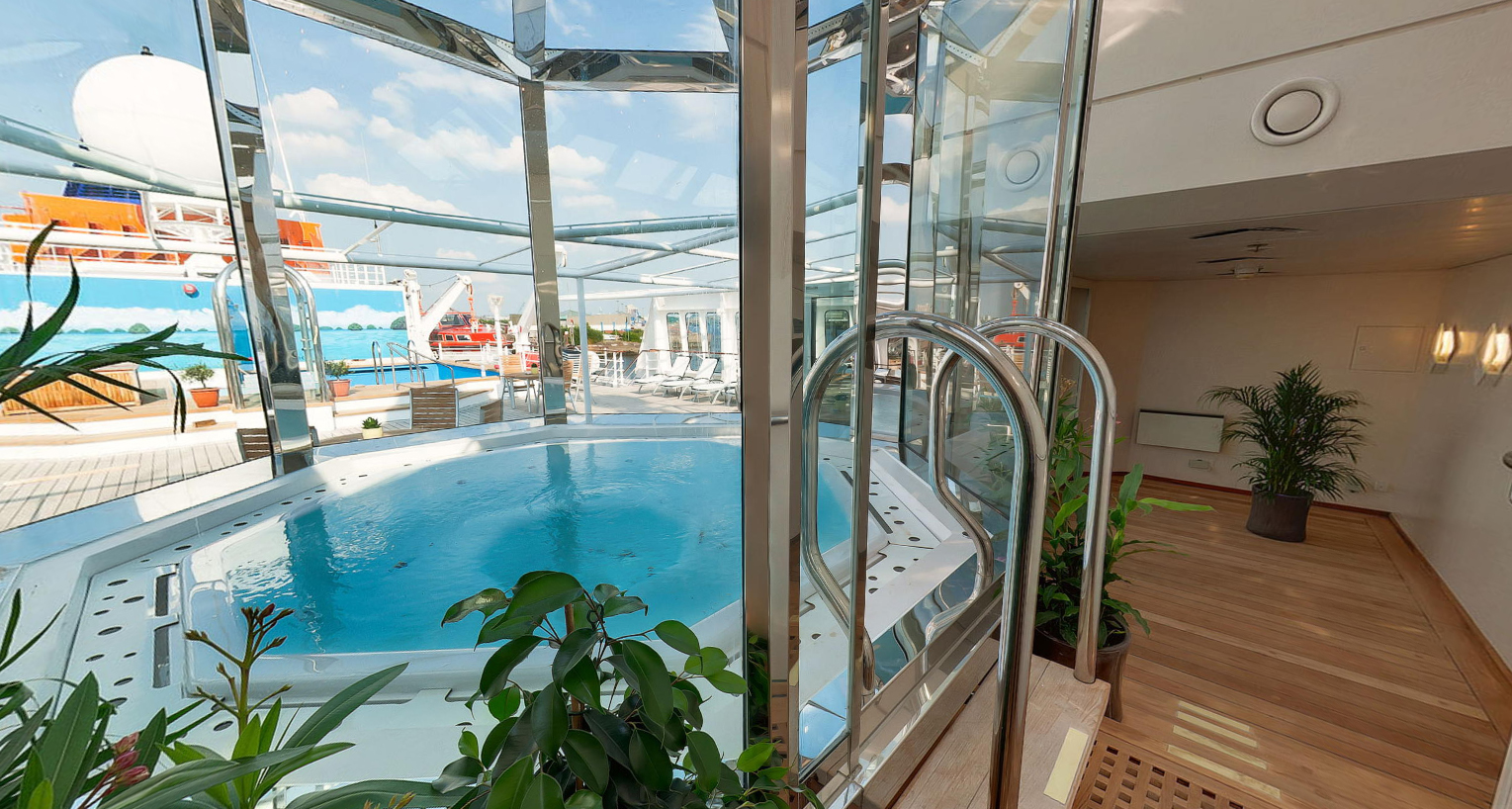 Resolute Jacuzzi