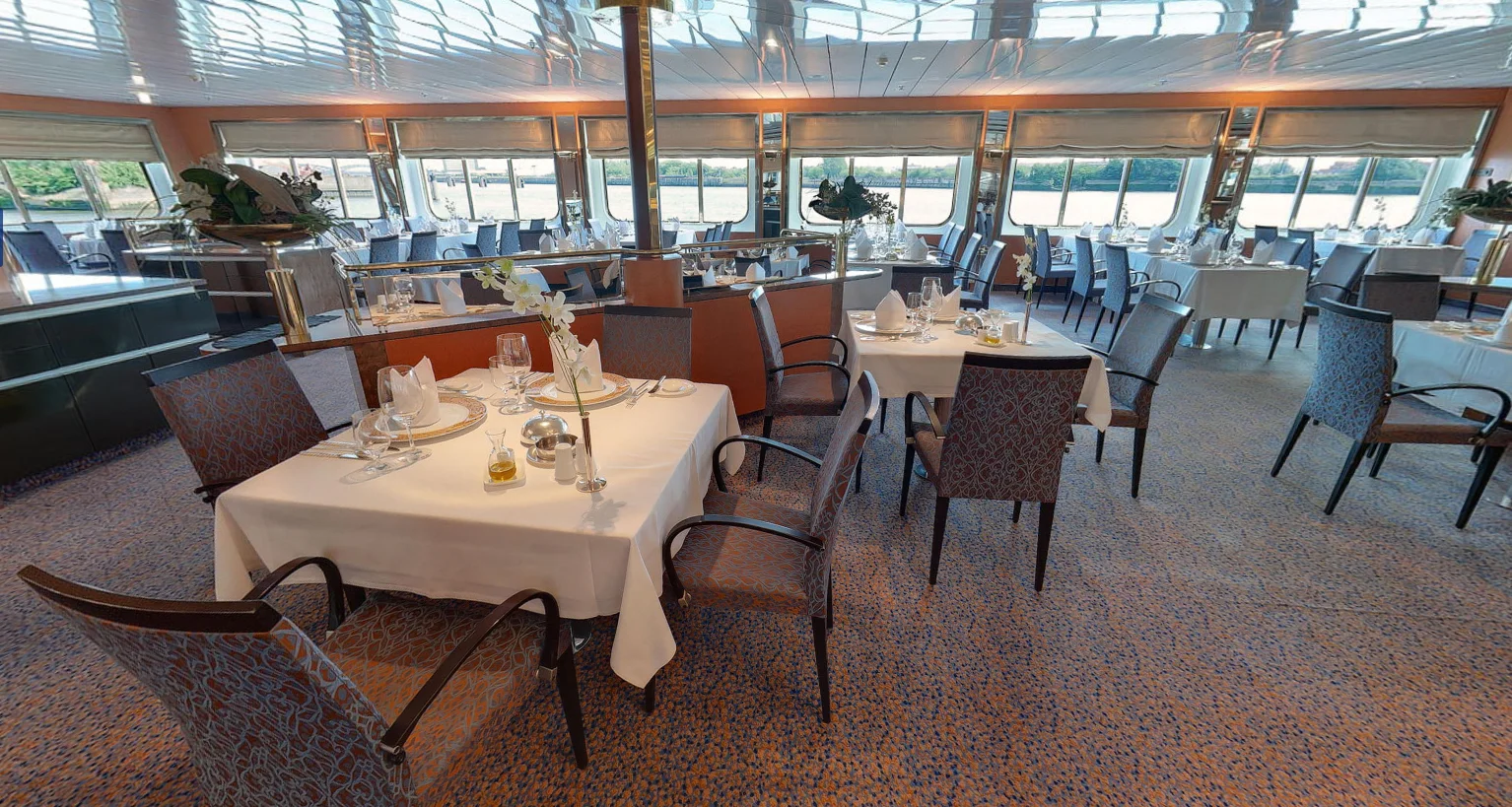 Resolute Dining Room