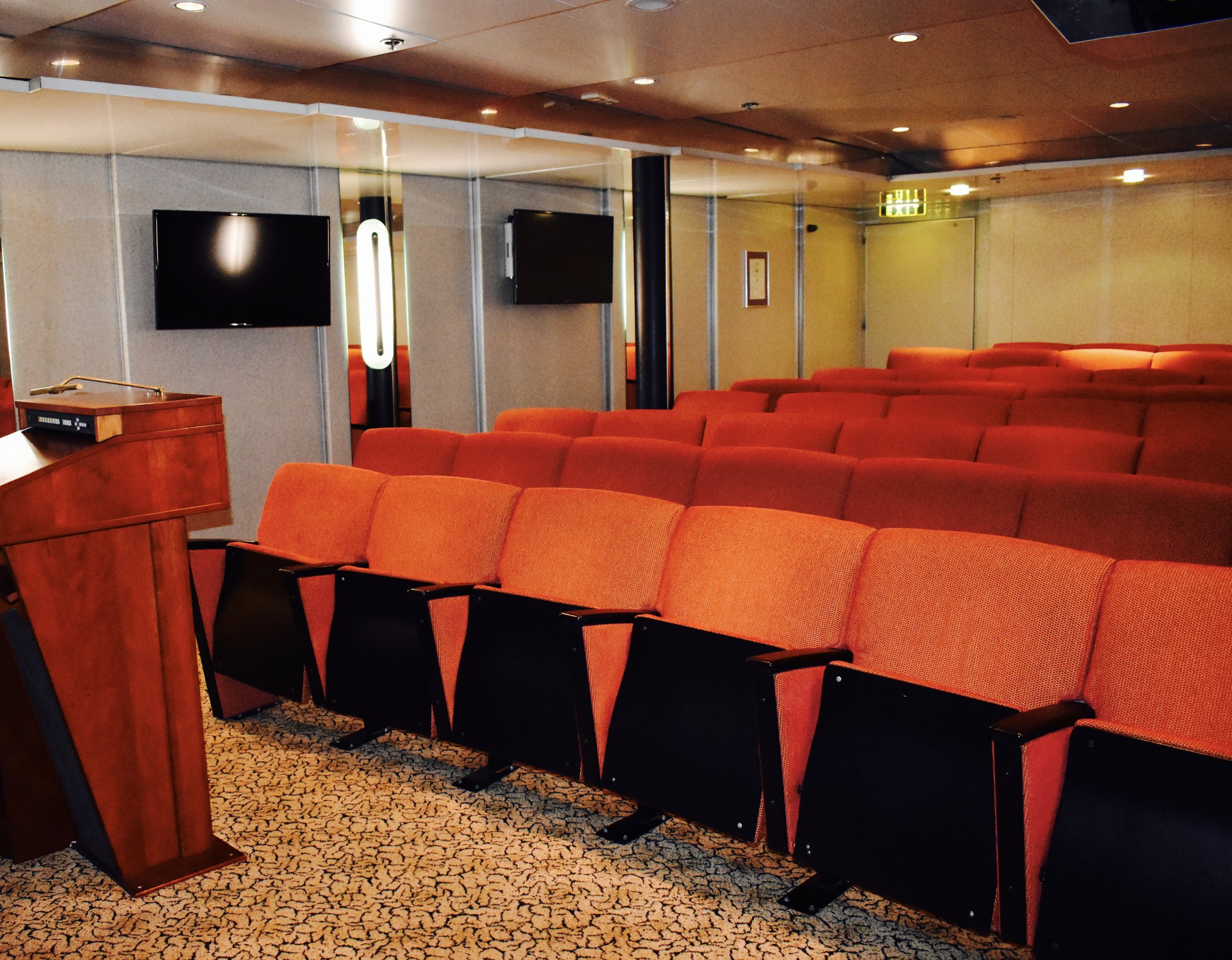 Resolute Presentation Room