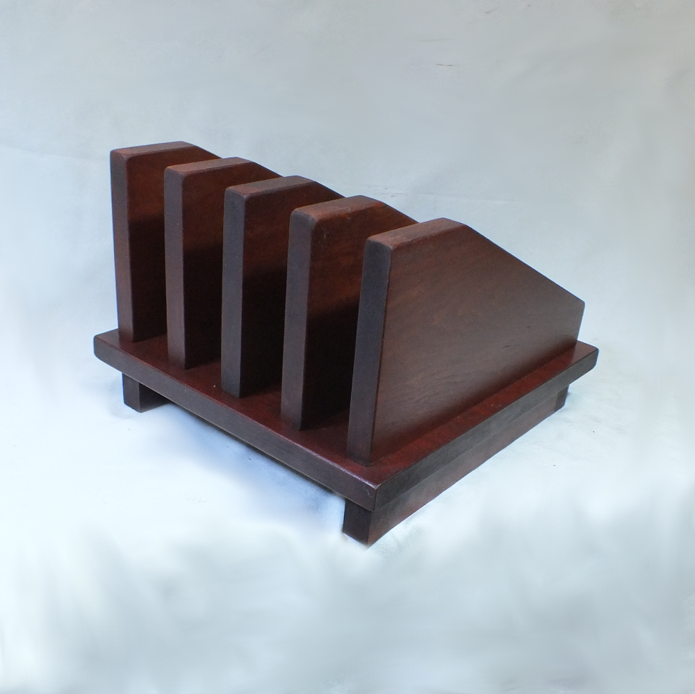 Back Empty - Cherry/Georgian - Compact Tablet Horde - Charging Station