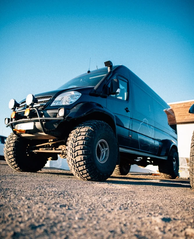 One of the cars that Local Guide took us in