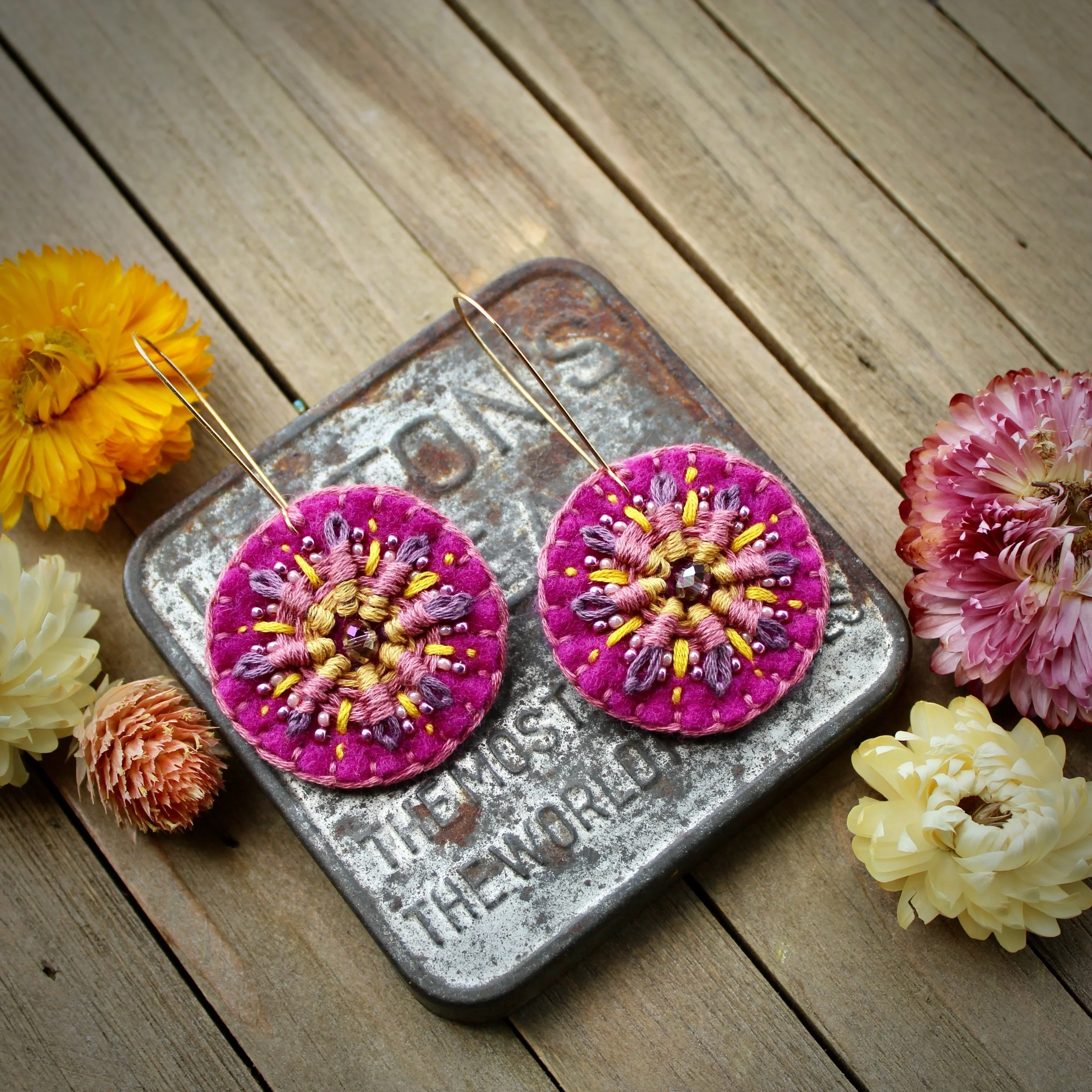 D64B2C89-4F2C-4B7B-BE81-56D74C3C3213