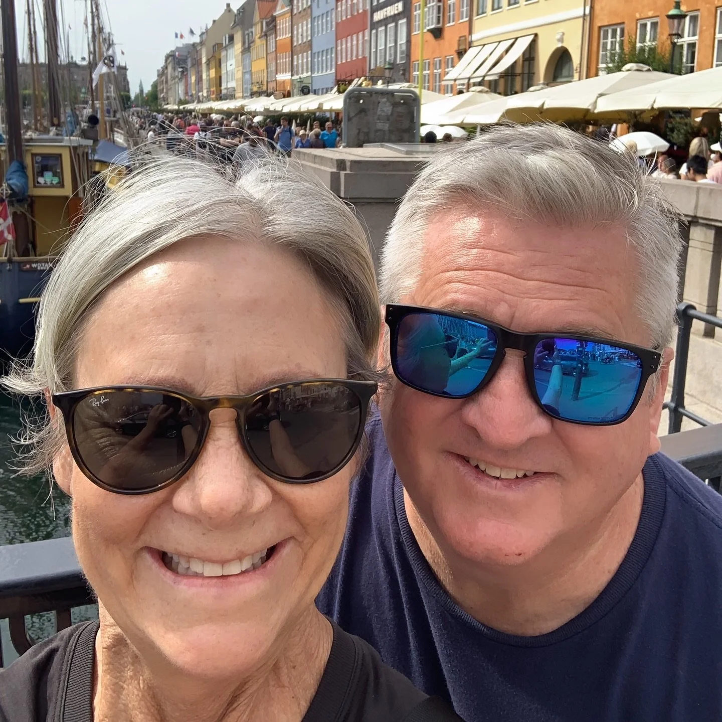 Great food, crowded trains, cold beer 🍺 Research travel on the continent and more. Read &ldquo;The Bear&rdquo; in this week&rsquo;s blog. #linkinbio

#copenhagen #researchtrip #runningbooks #paperkenyan #newblogpost