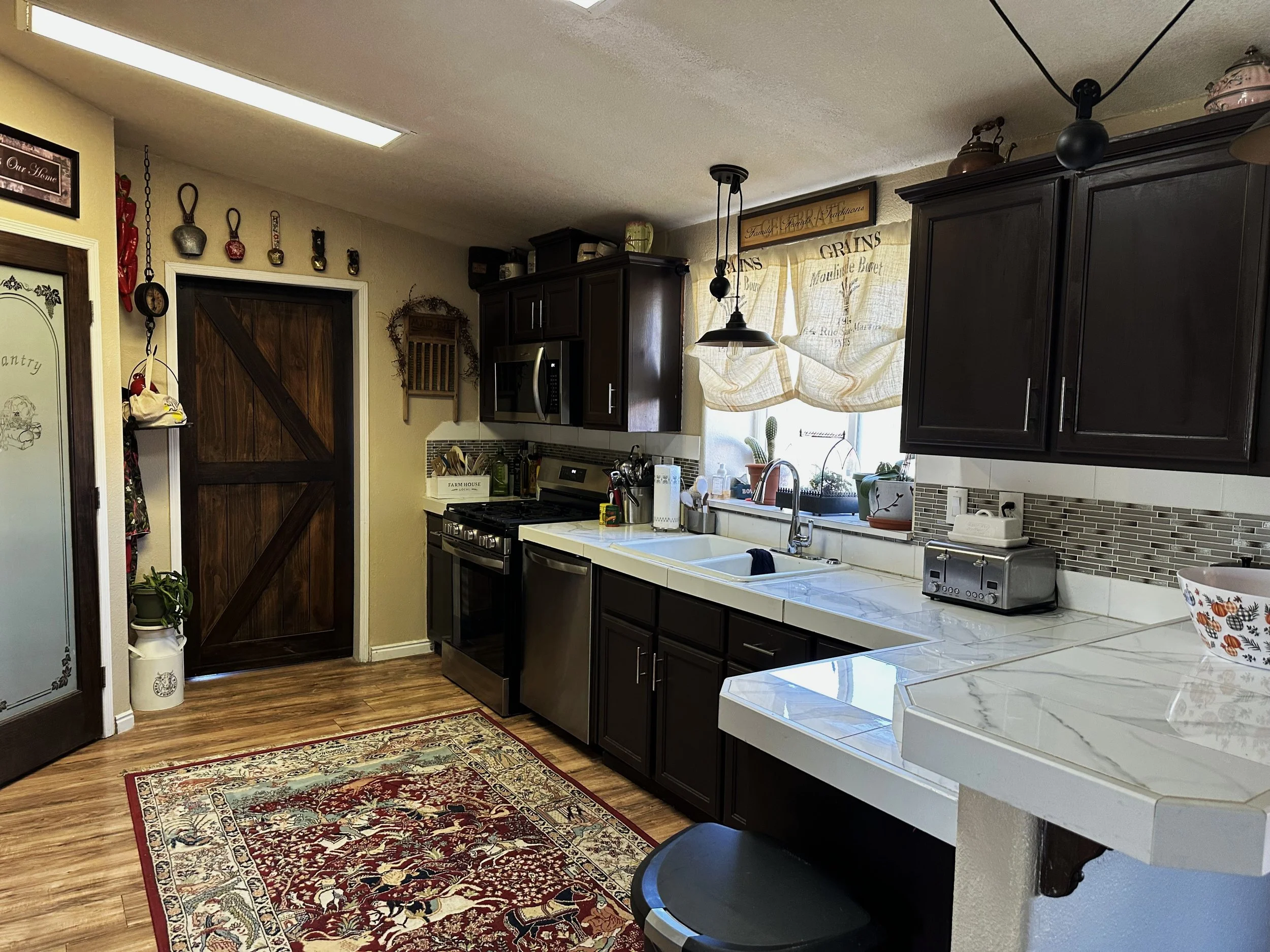 5 home kitchen 1.jpg