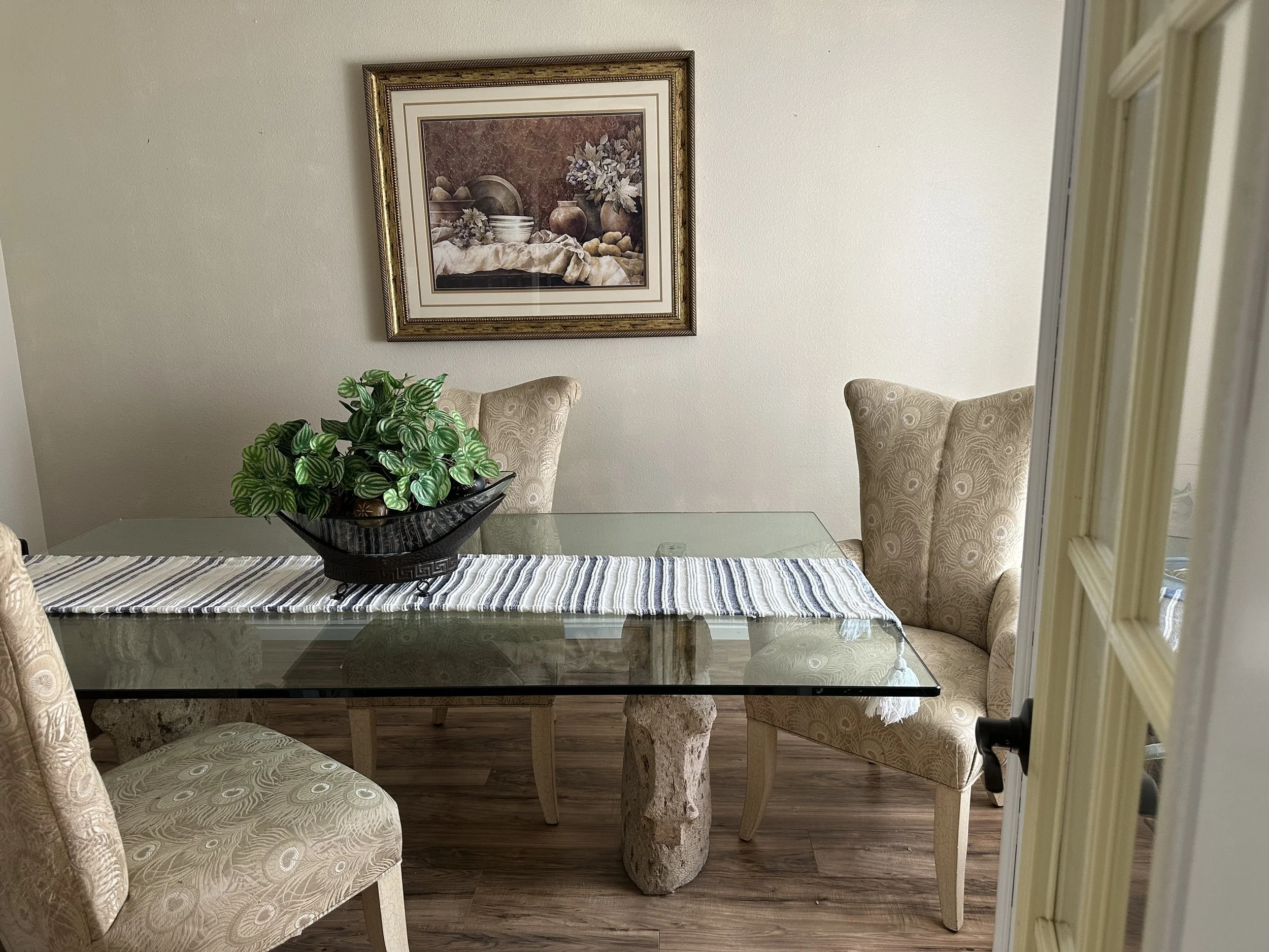 7 Home Dining Room.jpg